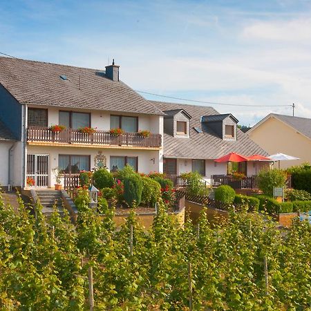 Pension Und Weingut Moselblick Brauneberg Luaran gambar